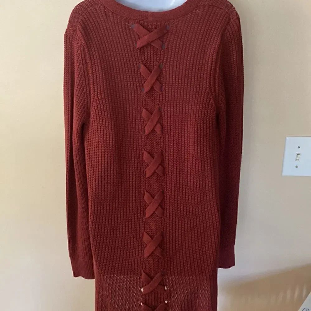 Pinque Stitch Fix Maroon Cardigan - Picture 3 of 4